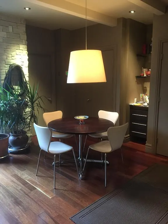 Bed & Breakfast Sir Montcalm Gite B&B Montreal