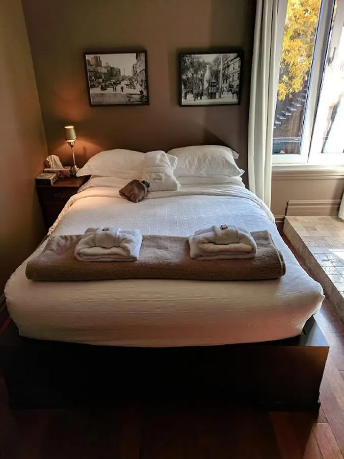 Sir Montcalm Gite B&B Montreal